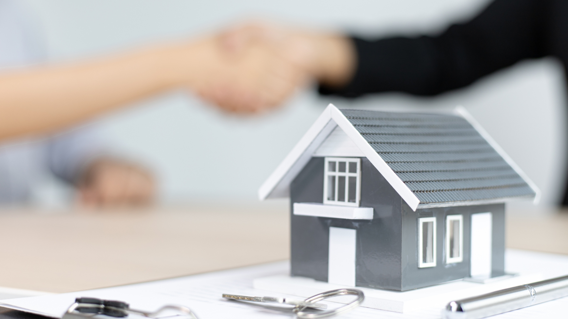 Call an Estate Litigation Lawyer in Jupiter Island Today