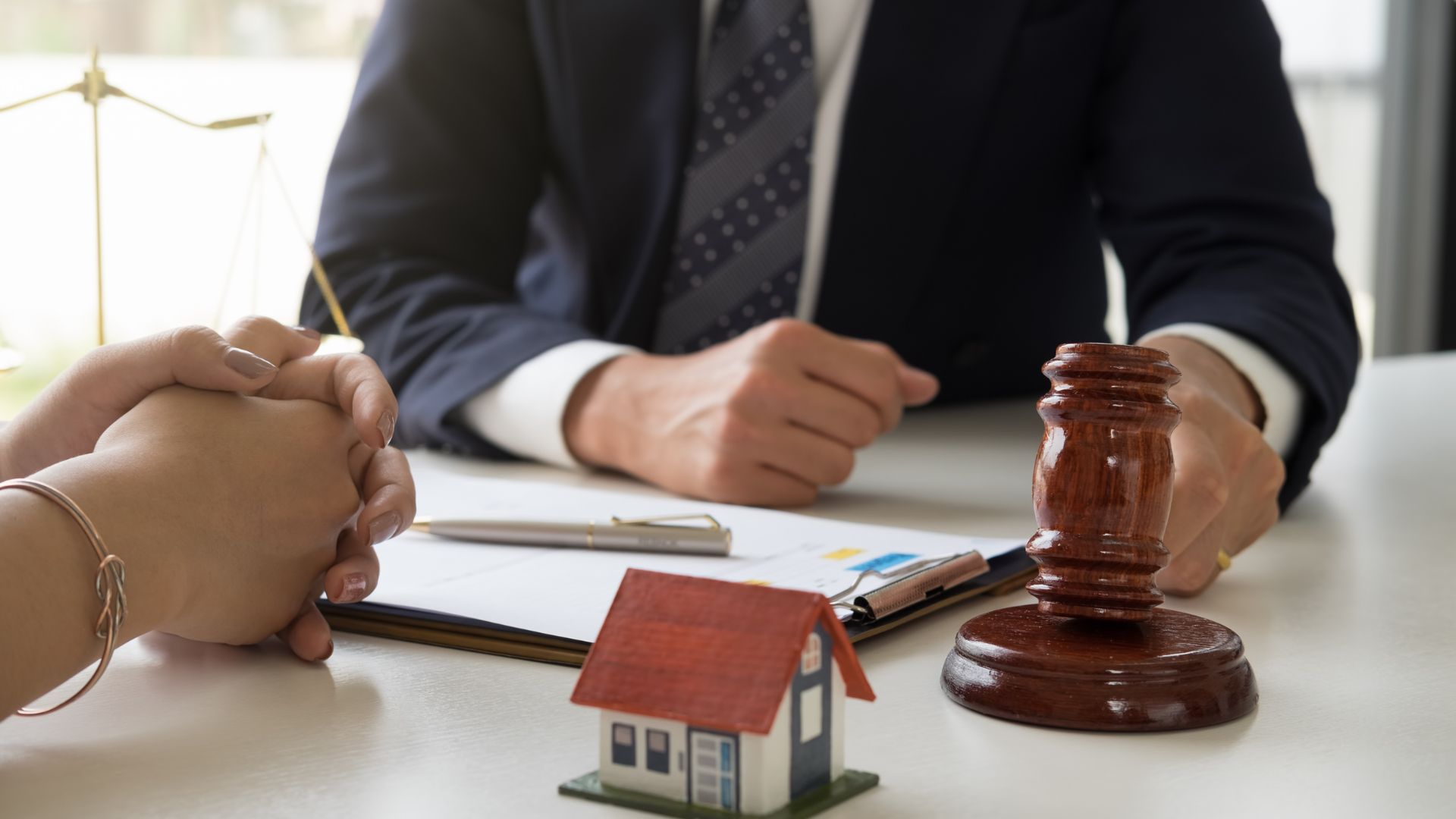 Estate Litigation Lawyer in Key Biscayne at Knox Law