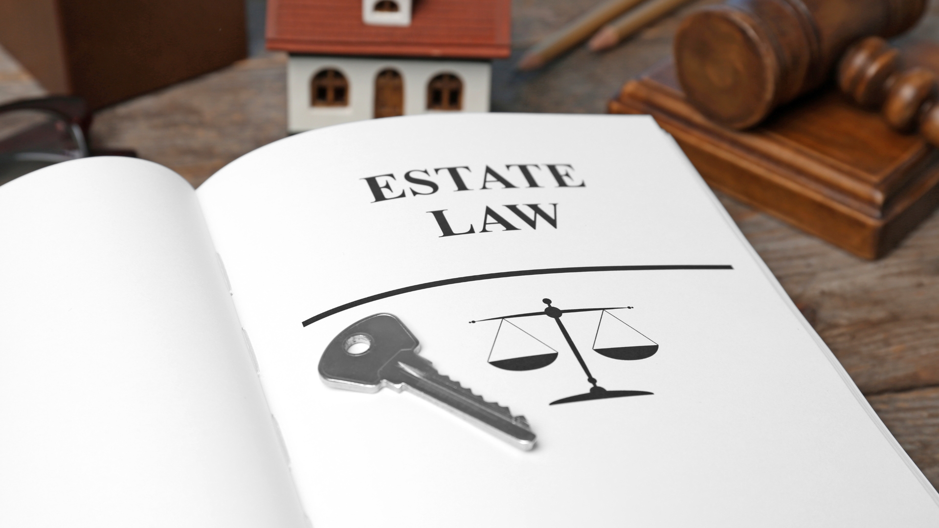 Estate Litigation Lawyer in Naples - Call Knox Law Today