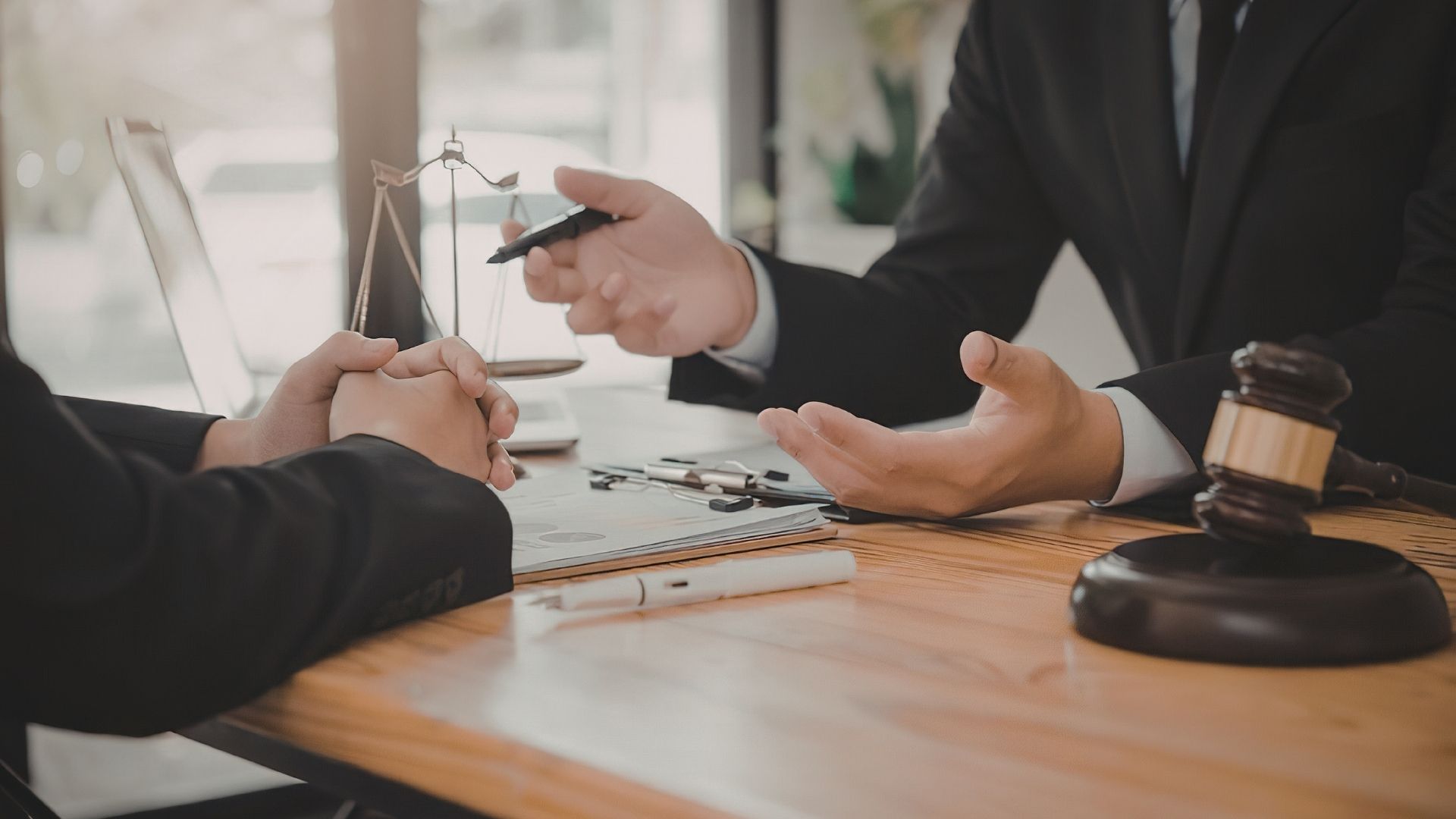 Call Probate Dispute Lawyer for Contested Accountings in Florida - Knox Law and Get a Free Consultation Image